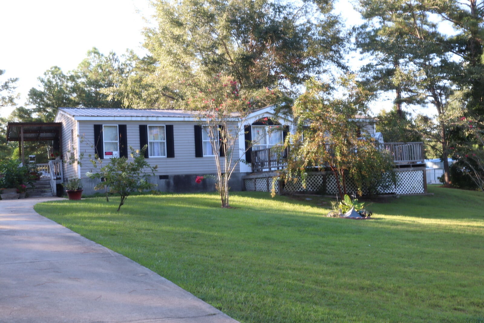 Property Photo:  112 Parker Drive  GA 31217 