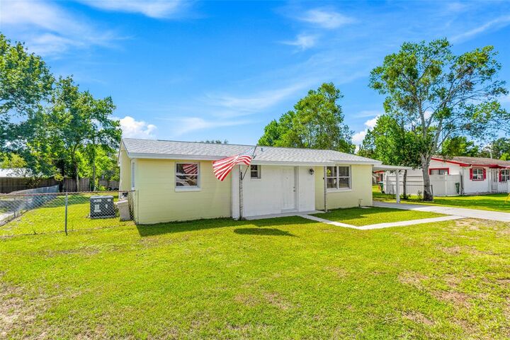 Property Photo: 969 Deltona Boulevard FL 32725