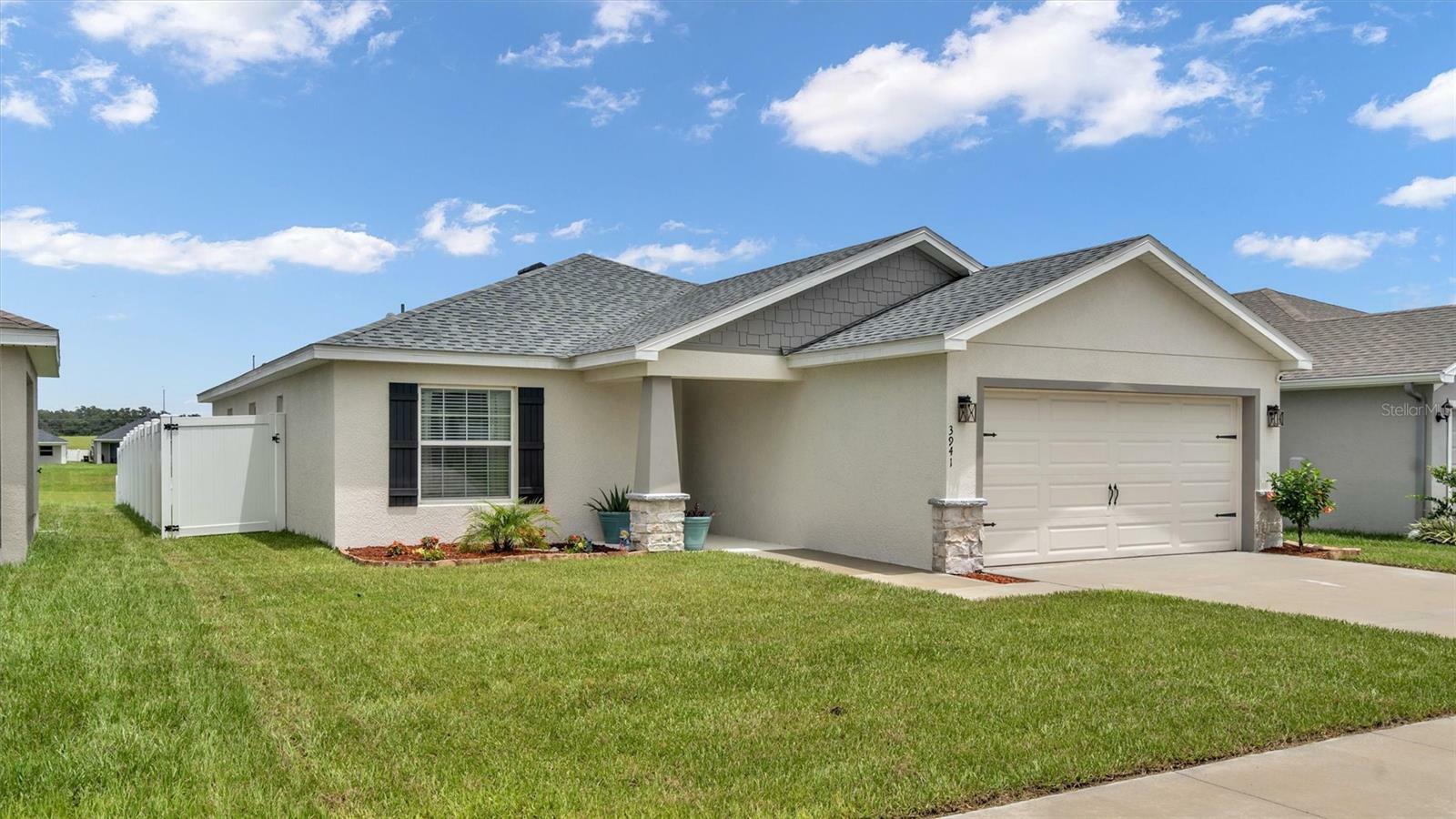 Property Photo:  3941 Willow Ridge Drive  FL 33810 