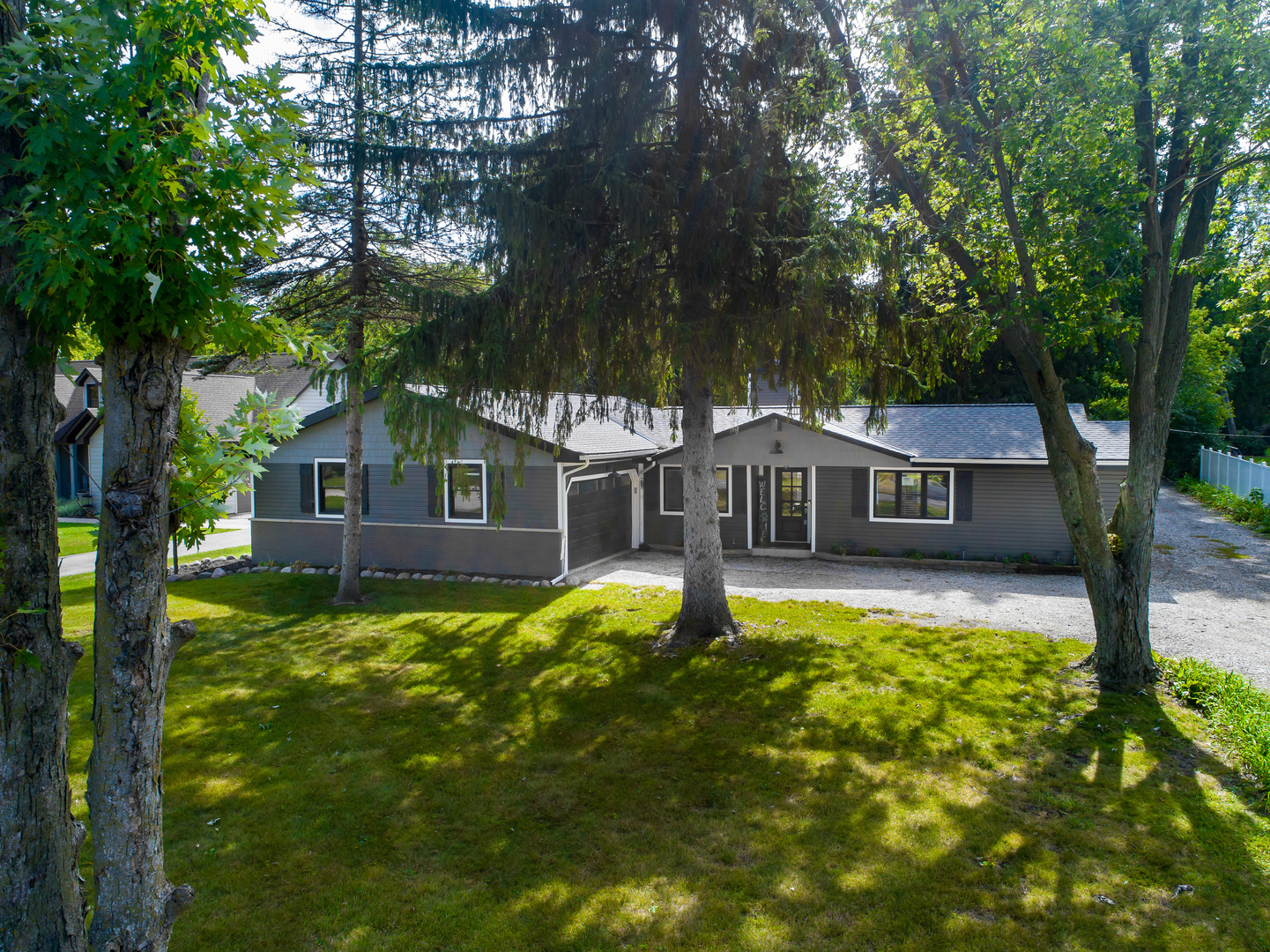 Property Photo:  2412 Highwood Road  IL 60051 