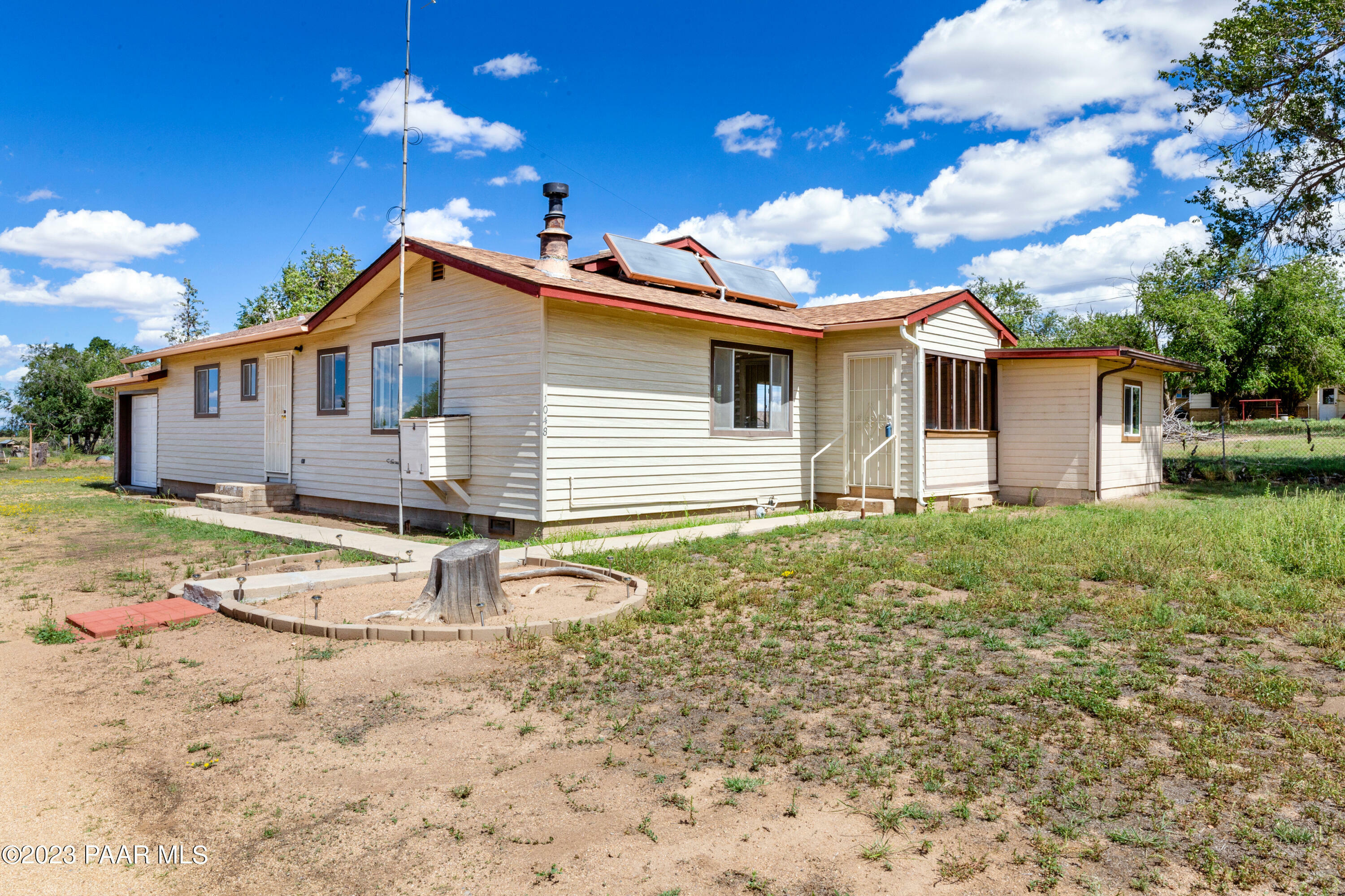 Property Photo:  1048 Poco Lane  AZ 86323 