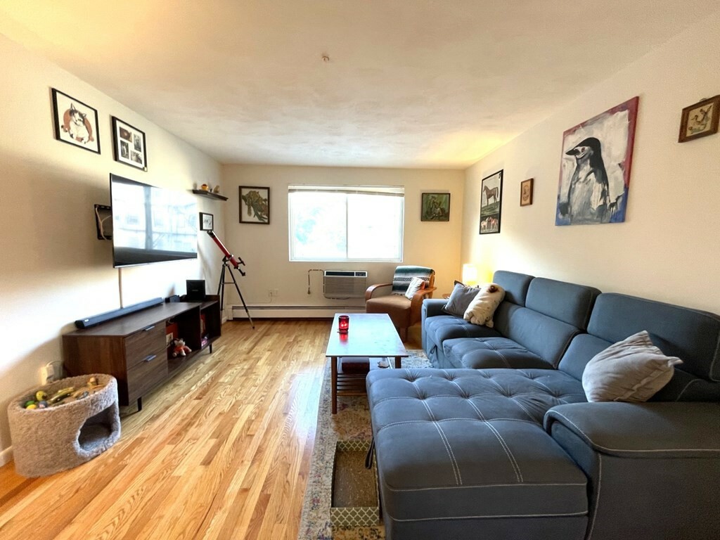 Property Photo: 6 McLean Pl 3 MA 02140