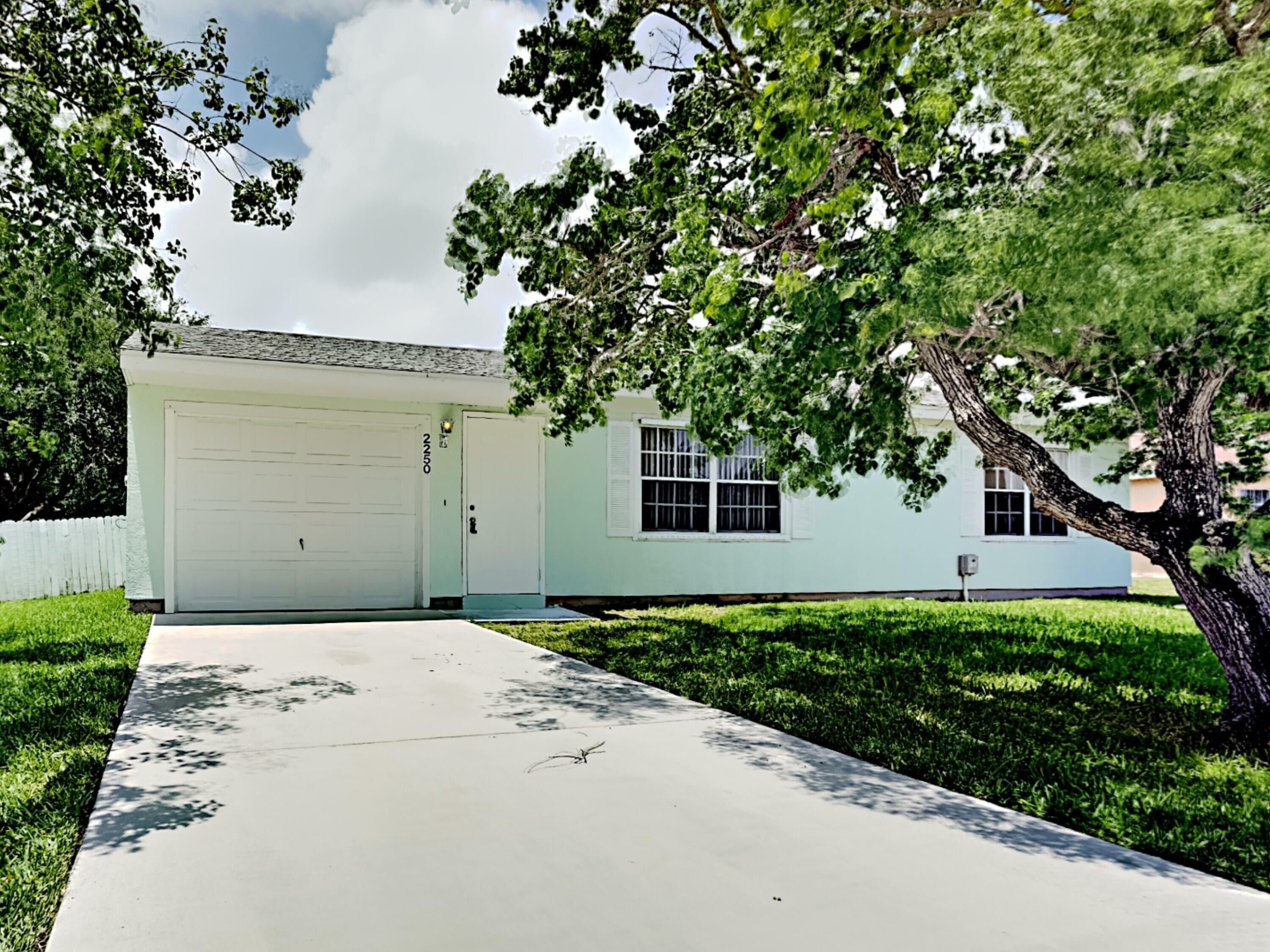 Property Photo:  2250 SE Friendship Street  FL 34952 