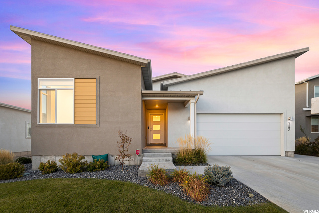 Property Photo: 742 W Wynwood Dr UT 84123