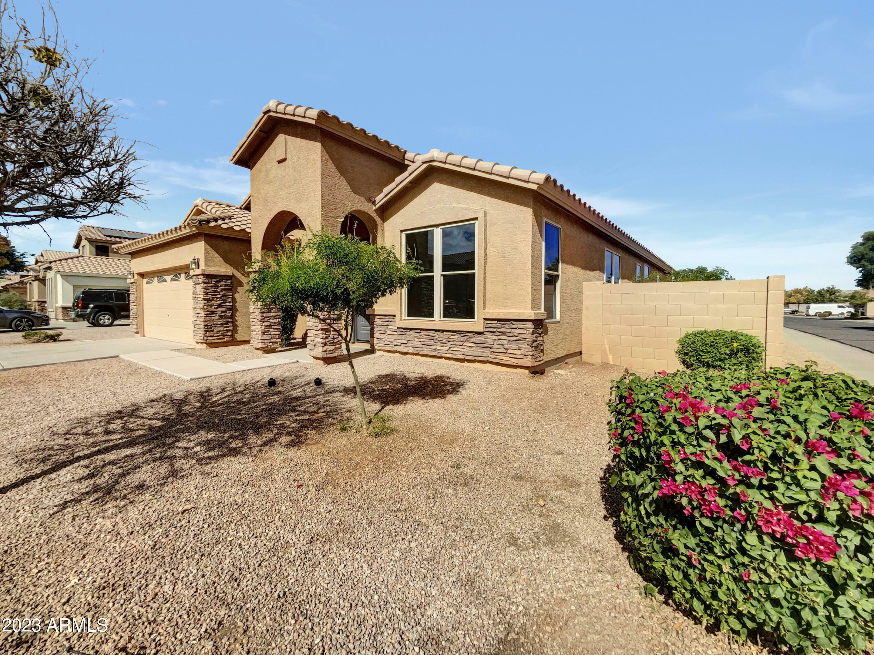 Property Photo:  2398 E Renegade Trail  AZ 85143 