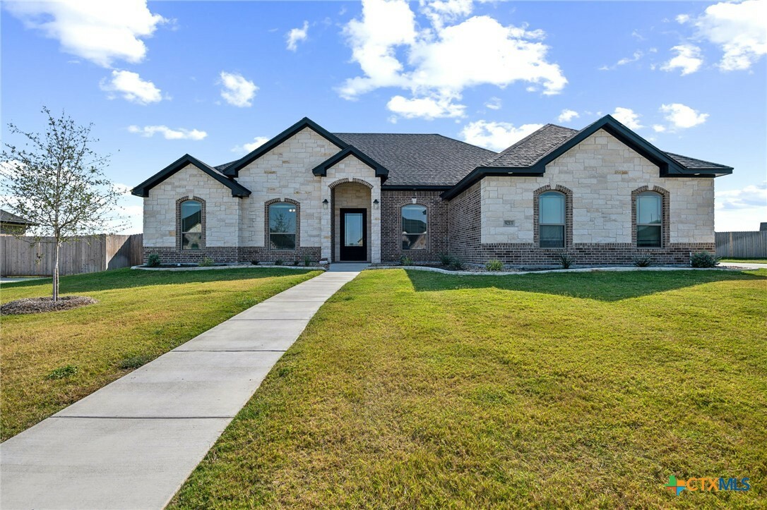 Property Photo:  9213 Woodbine Drive  TX 76502 