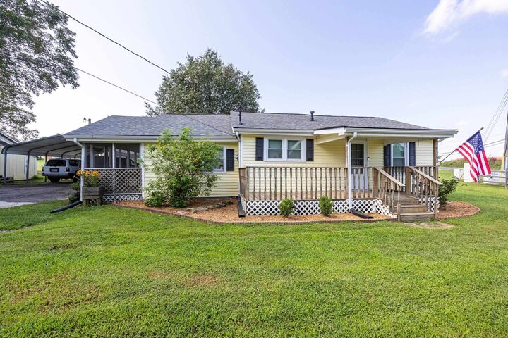 928 Sweetgum Martins Cha Road  Lawrenceville GA 30045 photo