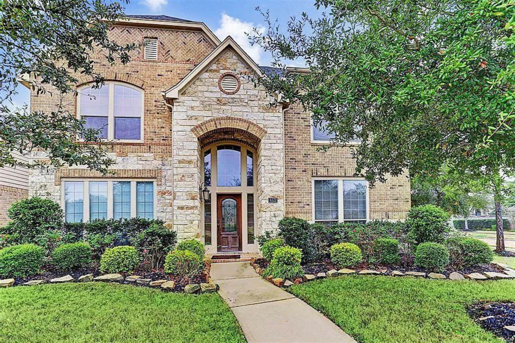 Property Photo: 6322 Cedardale Falls Drive TX 77494