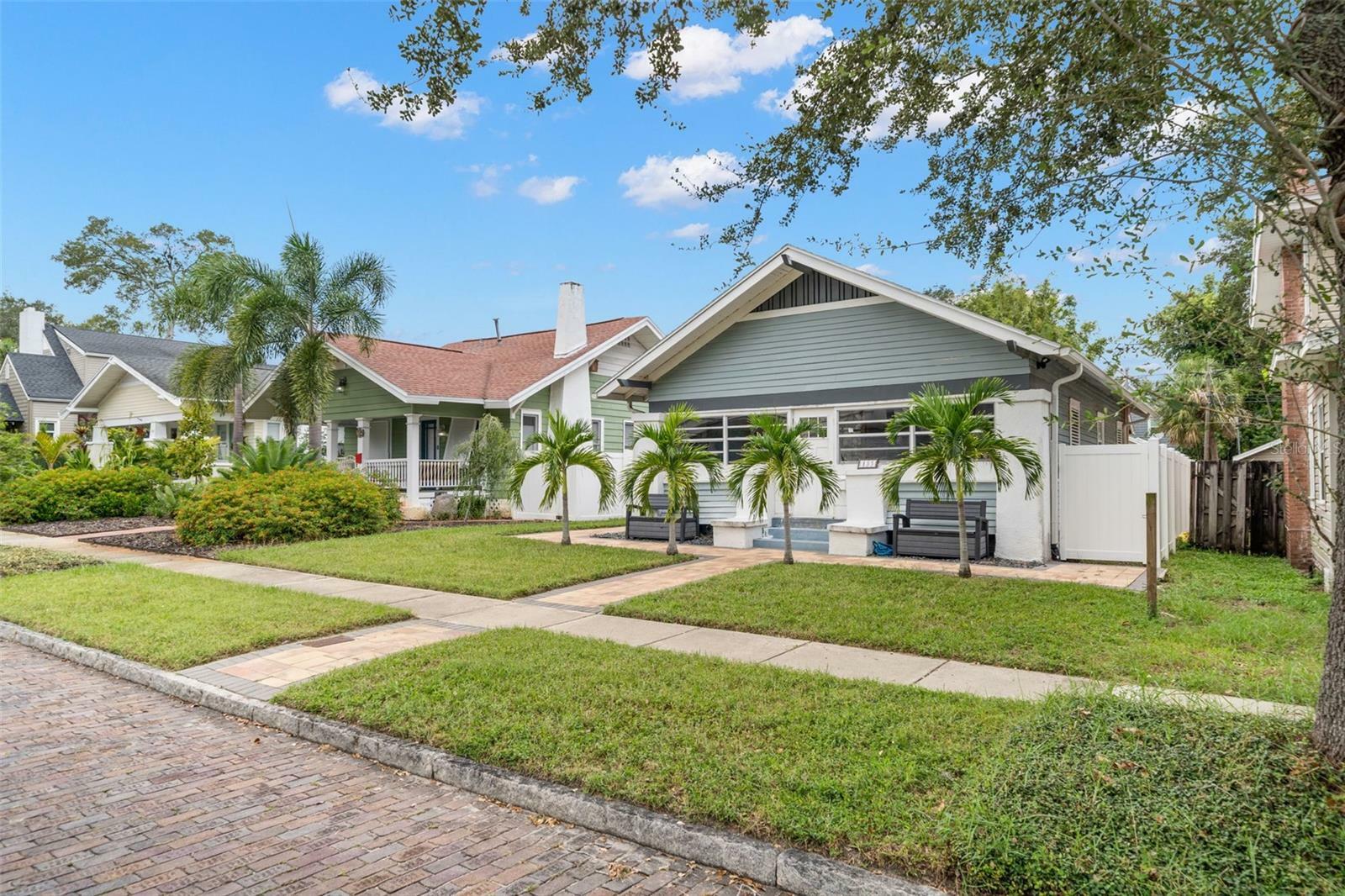 Property Photo:  135 11th Avenue NE  FL 33701 