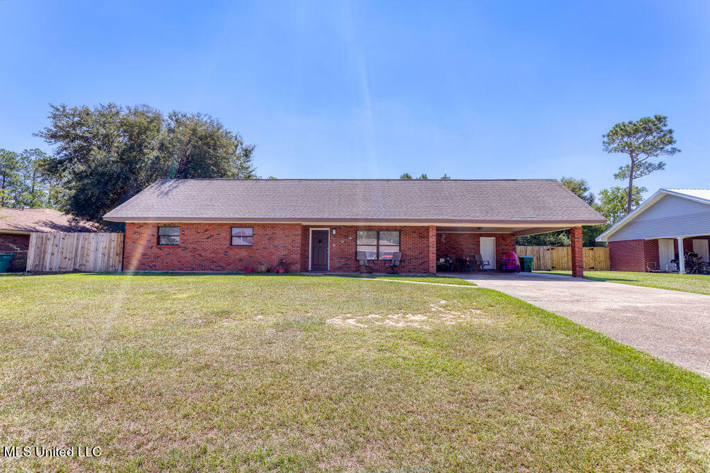 Property Photo:  2315 Norris Circle  MS 39503 