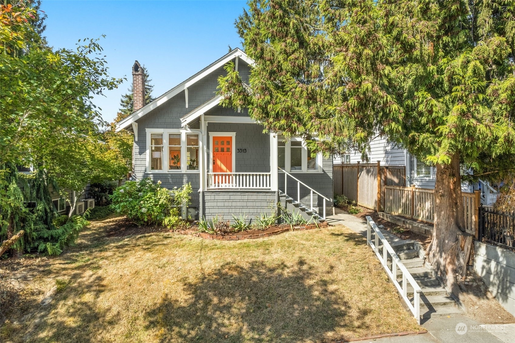 Property Photo:  3313 35th Avenue S  WA 98144 