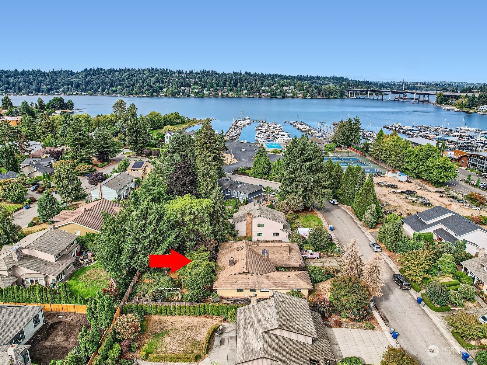 MLS#2156232: 27 Tulalip Key, Bellevue, WA 98006