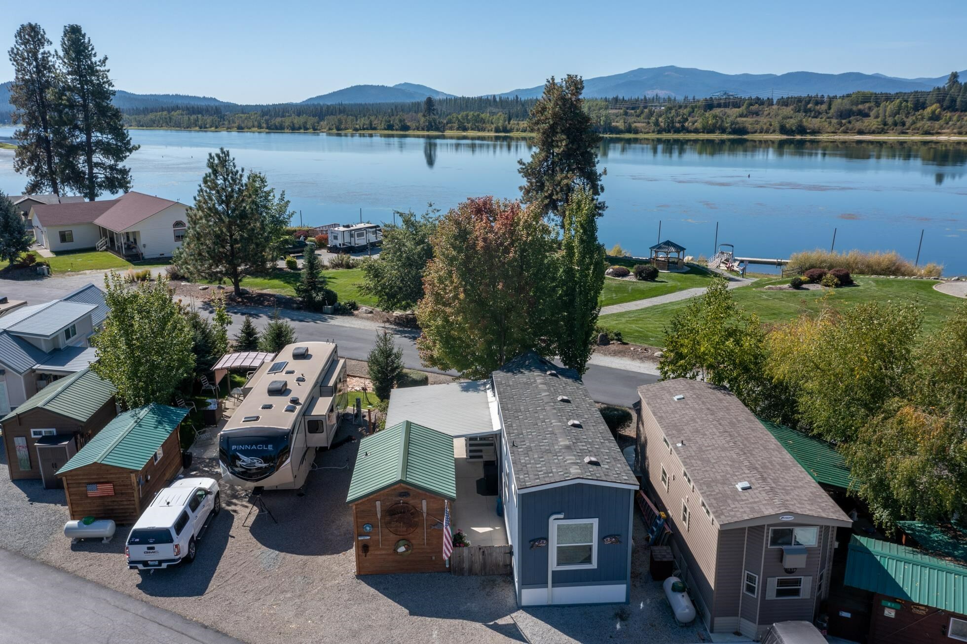 Property Photo:  71 Pathfinder Ln  WA 99180 