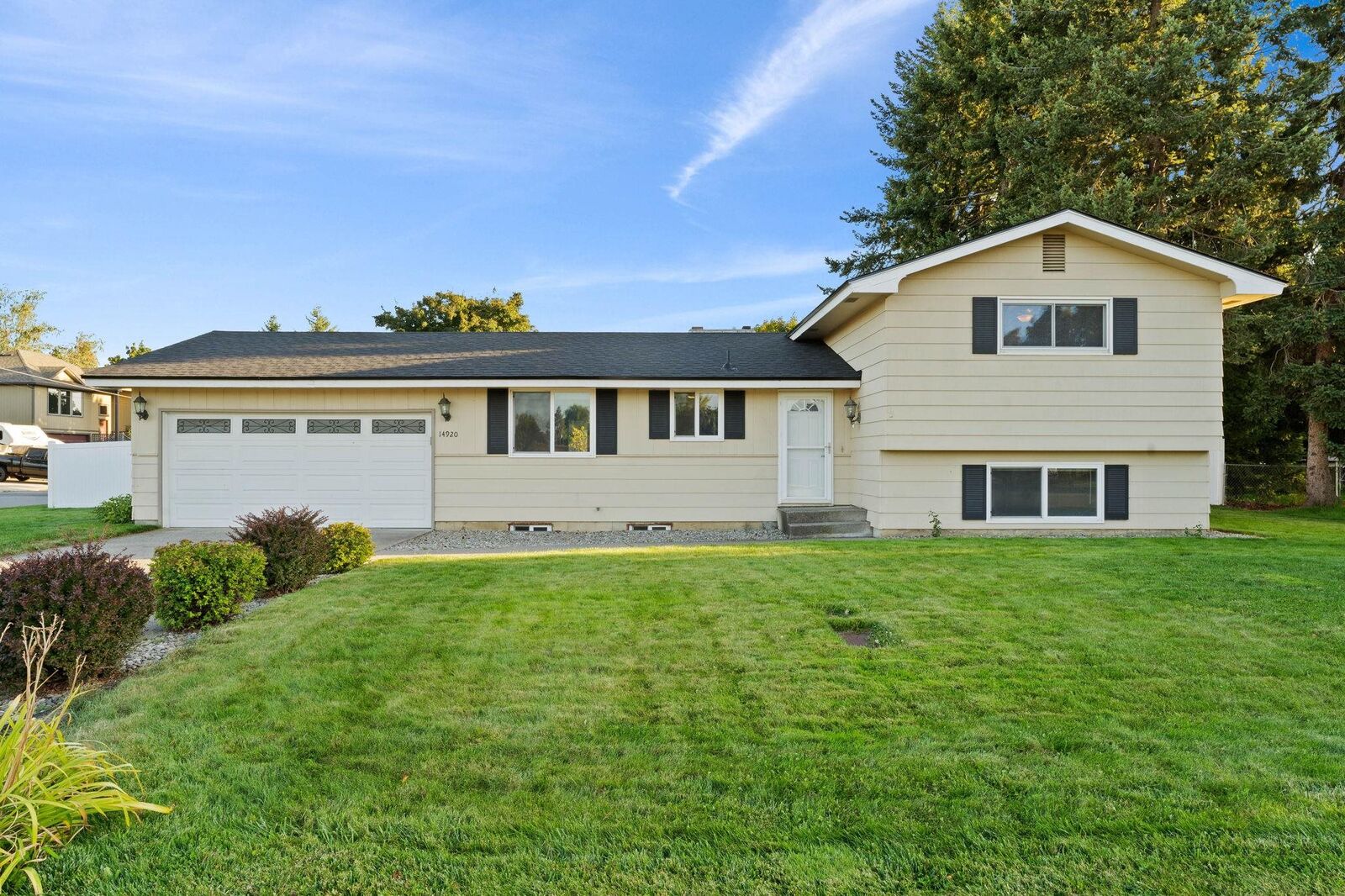 Property Photo:  14920 E 14th Ave  WA 99037 