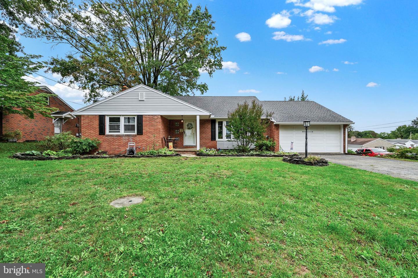 Property Photo:  2431 Beeler Avenue  PA 17408 