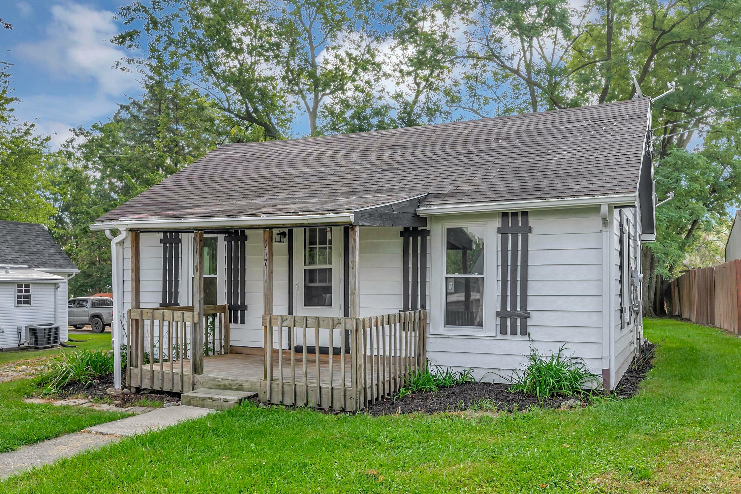 Property Photo: 117 Stewart Street OH 43347