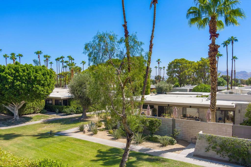 Property Photo: 1844 E Sandalwood Drive CA 92262