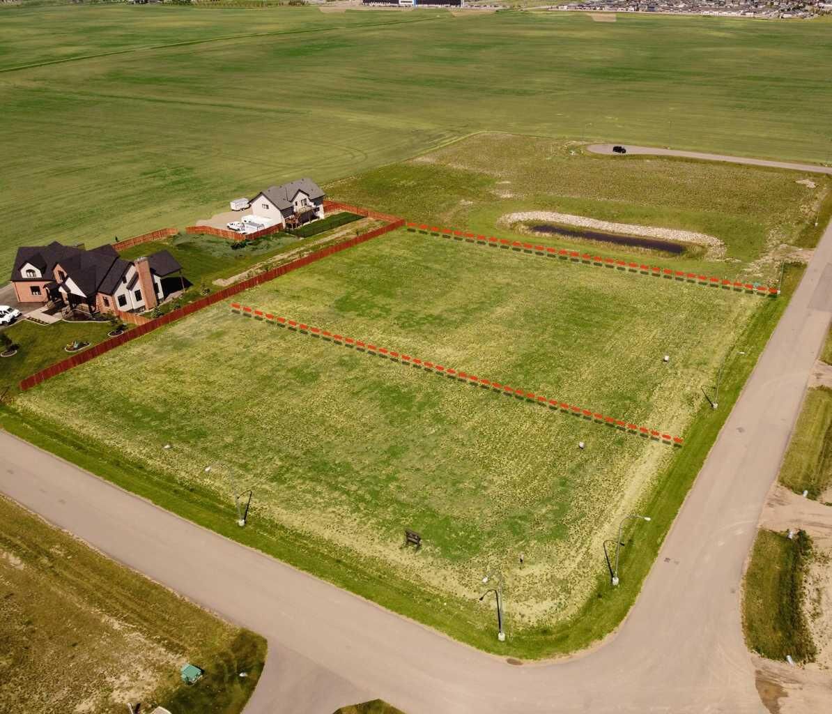 Property Photo:  9 Edgemoor Way W  AB T1J 5R6 
