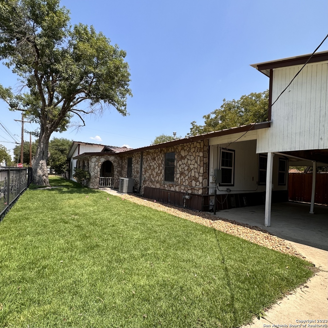 Property Photo:  238 Verne St  TX 78221 