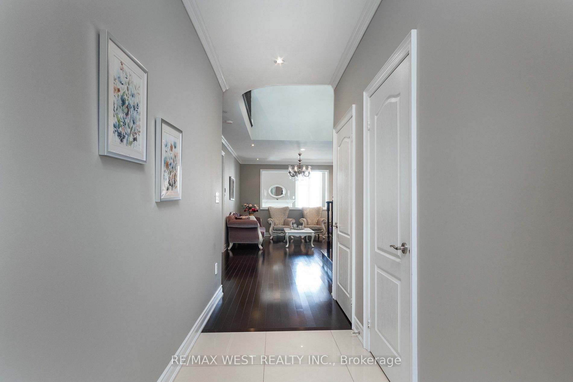 Property Photo:  43 Via Borghese St  ON L4H0Y6 