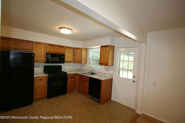 13B Sunset Road 53  Whiting NJ 08759 photo