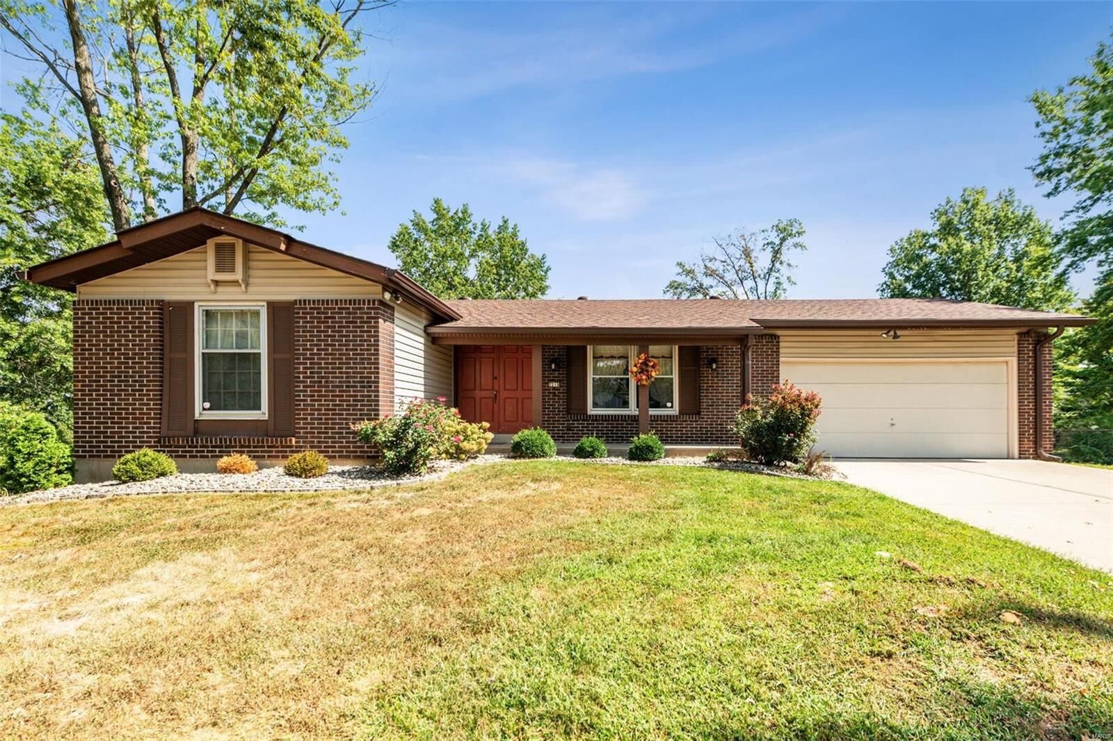 Property Photo: 2210 Ben Clare Drive MO 63026