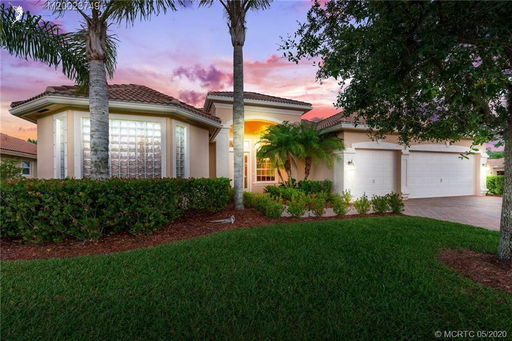 Property Photo:  1302 SE Summit Trail  FL 34997 