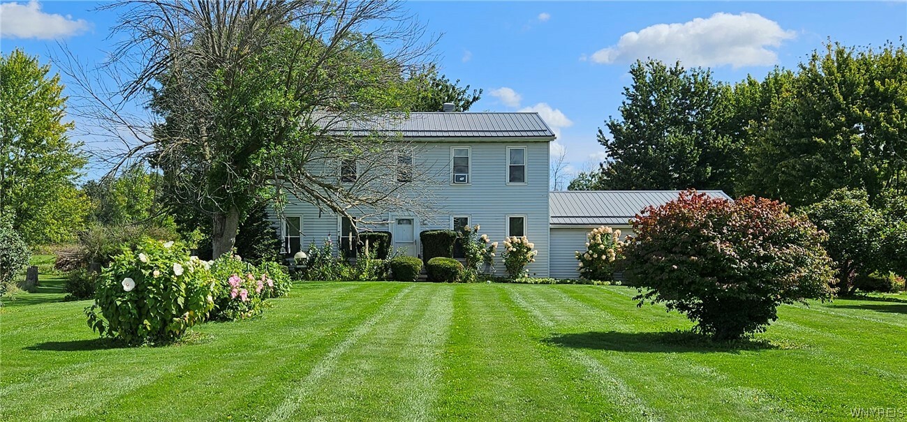 Property Photo:  6395 Utley Road  NY 14001 