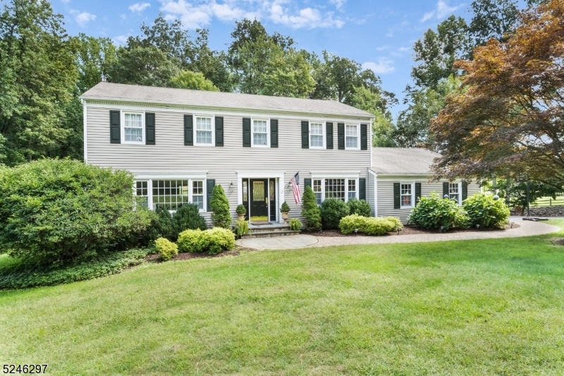 2 Green Hills Rd  Washington Twp. NJ 07853 photo