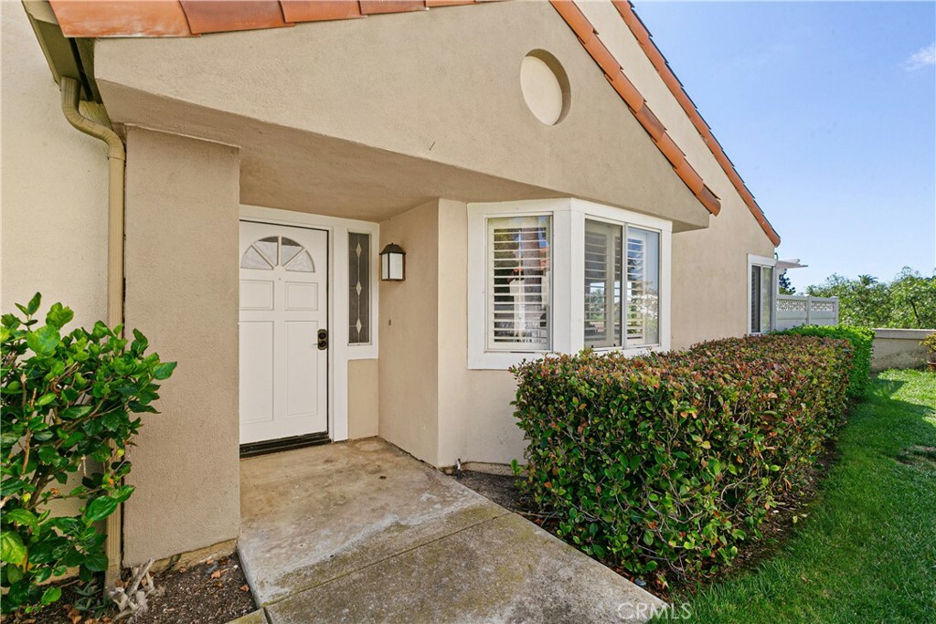 Property Photo: 33 Niguel Pointe Drive 88 CA 92677