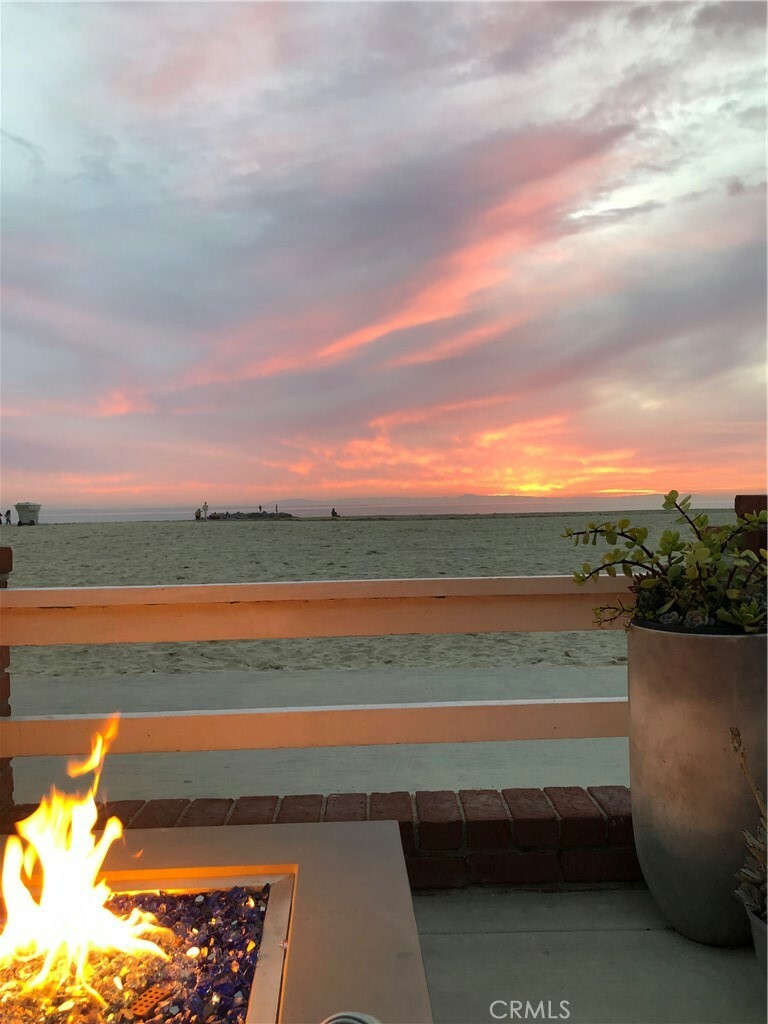 Property Photo: 3202 W Oceanfront CA 92663