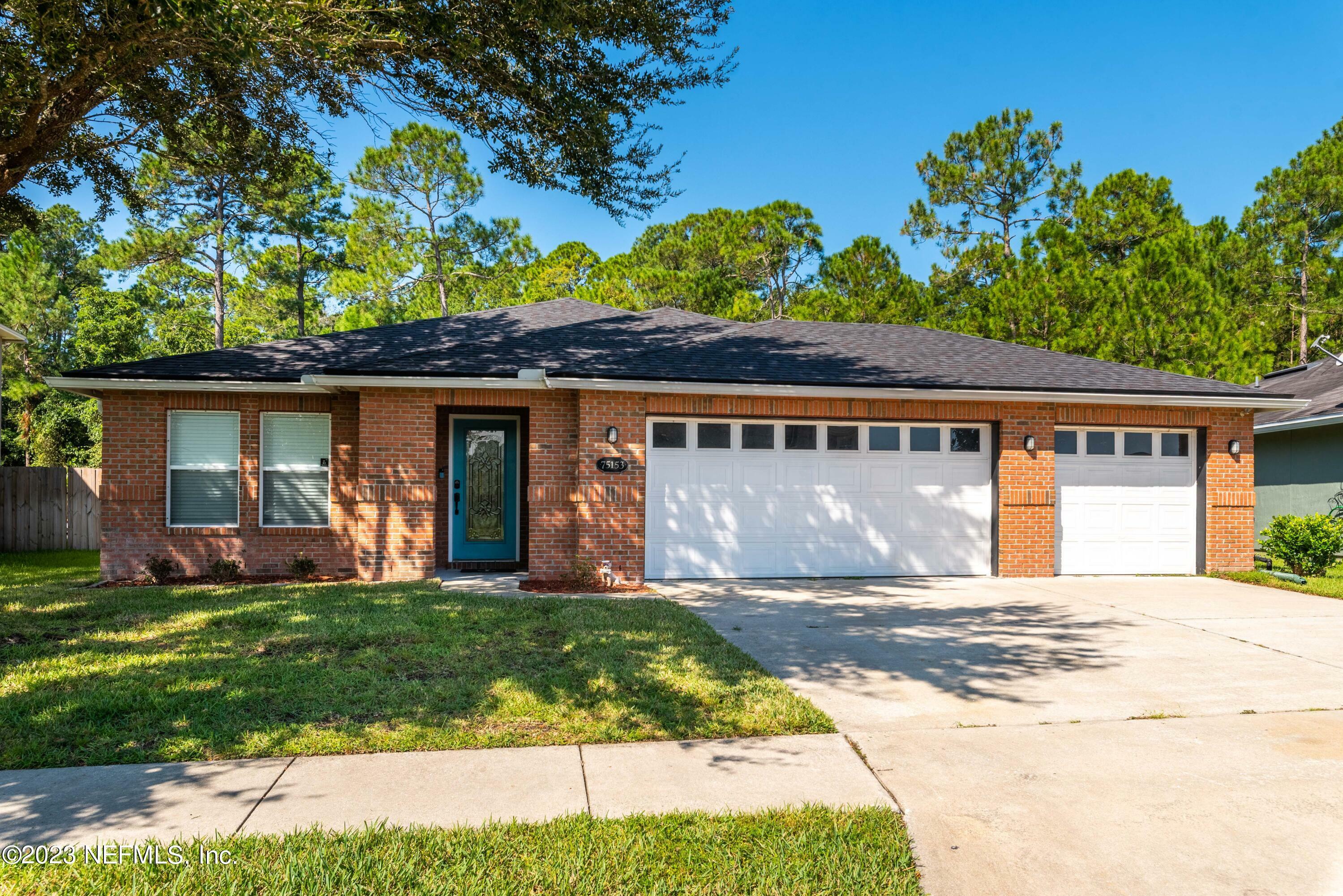 Property Photo:  75153 Ravenwood Drive  FL 32097 