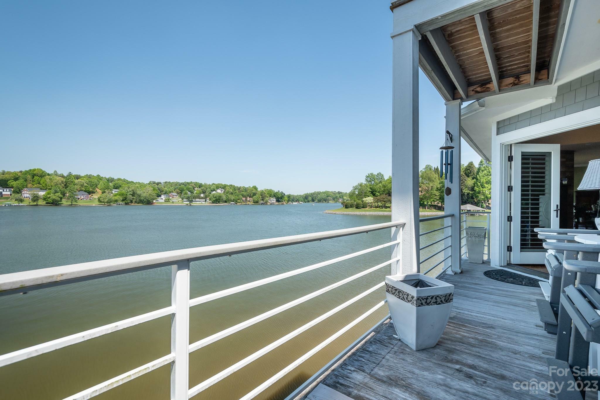 Property Photo: 2142 6th Street NW NC 28601