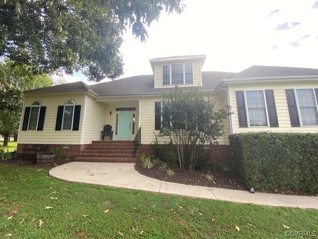 Property Photo: 6405 Cookes Farm Drive VA 23231