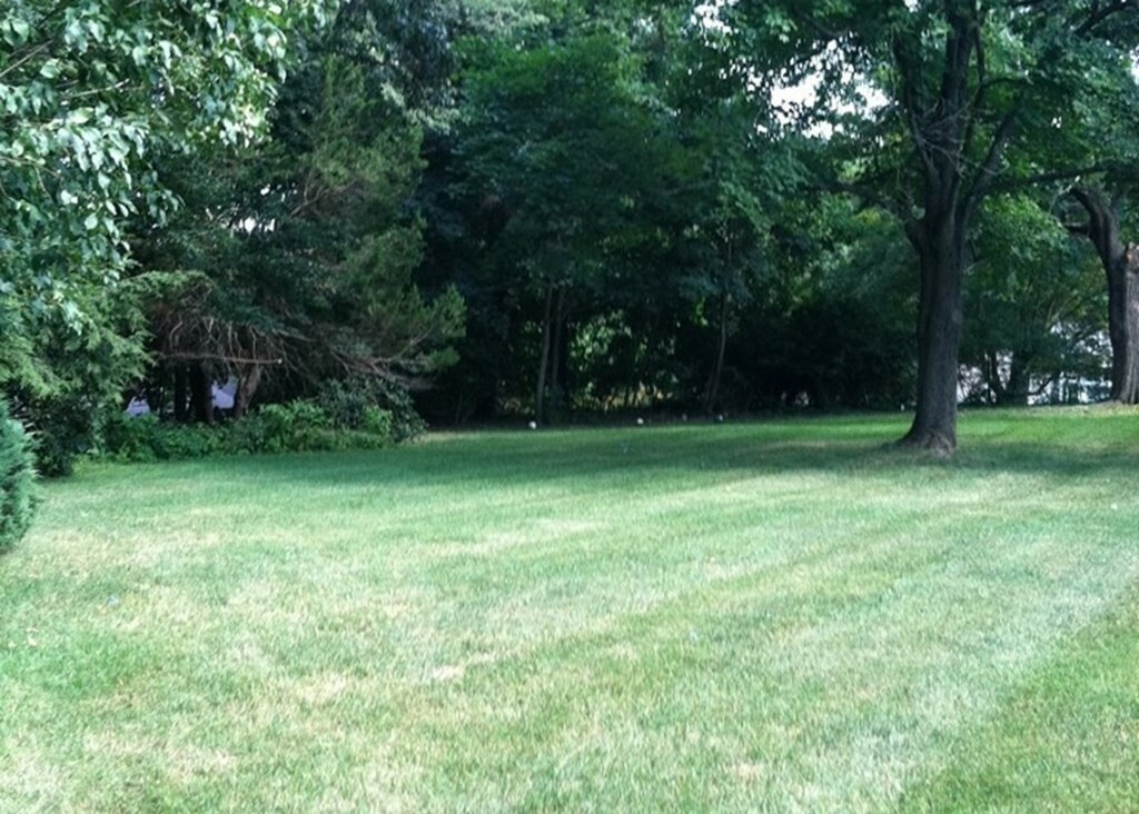 Property Photo: 15 Lathrop Rd MA 02482