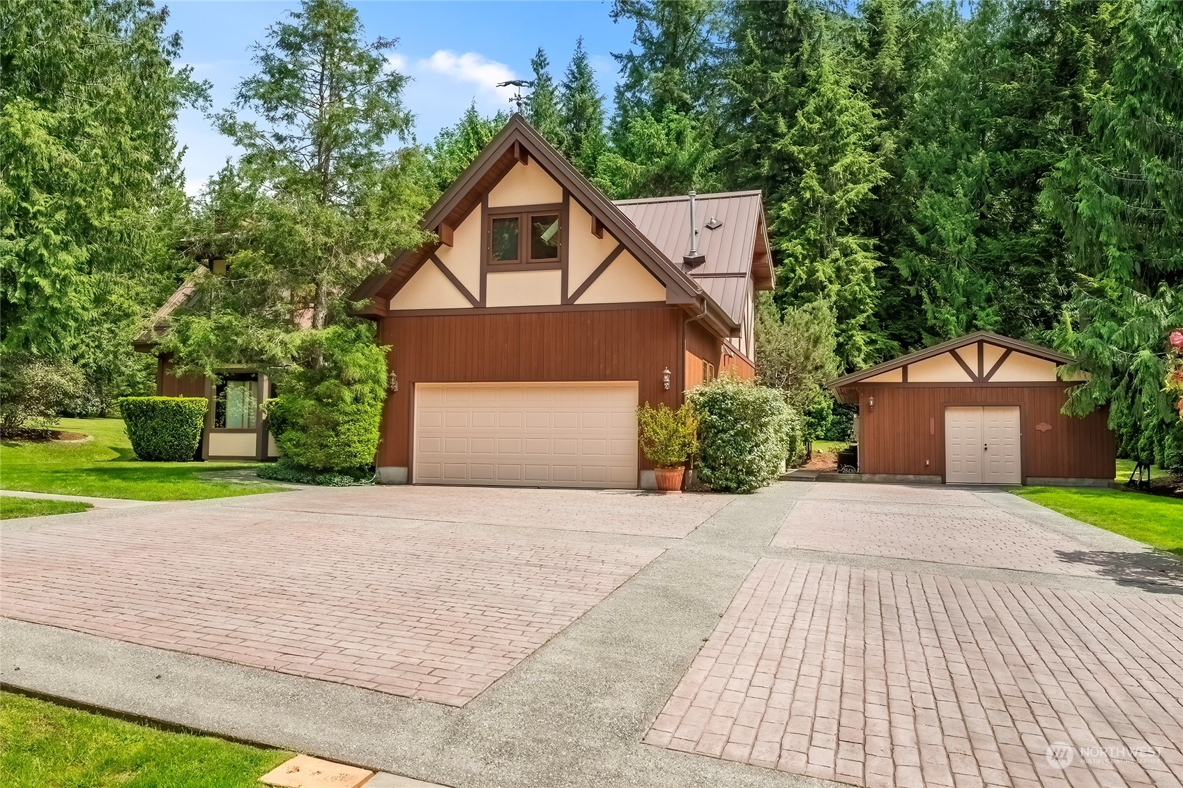 Property Photo: 28430 NE 47th Place WA 98053