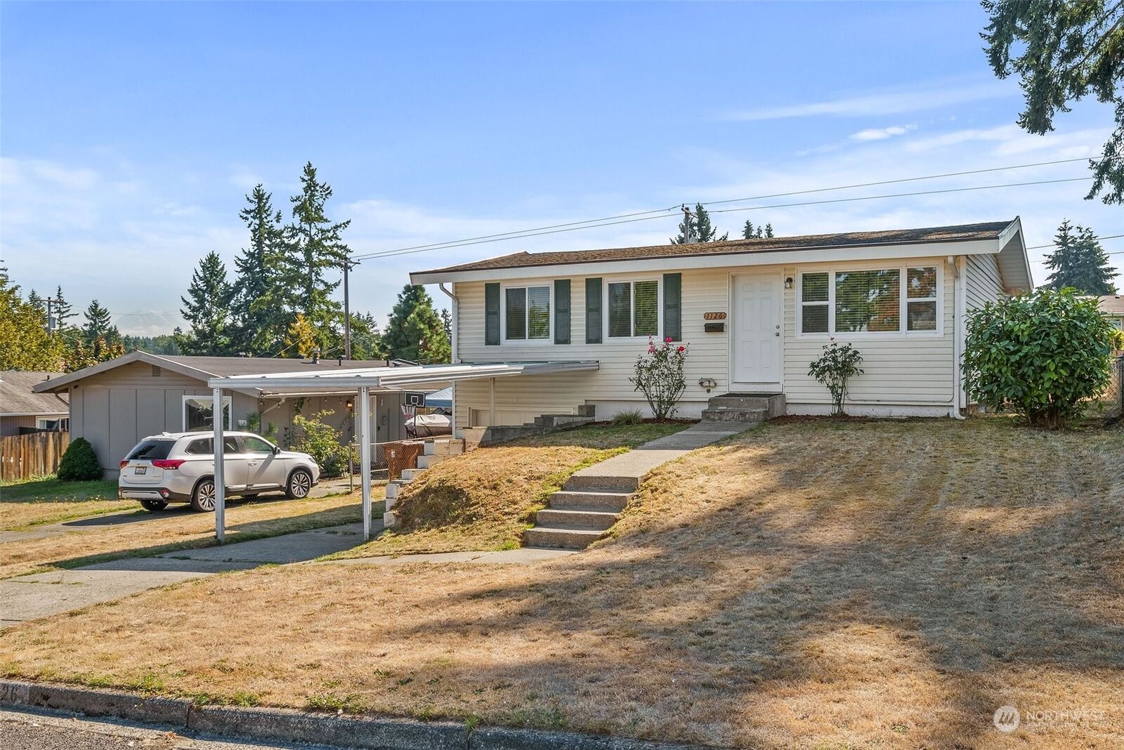 Home for sale in 1126 E 51st Street, WA 98404