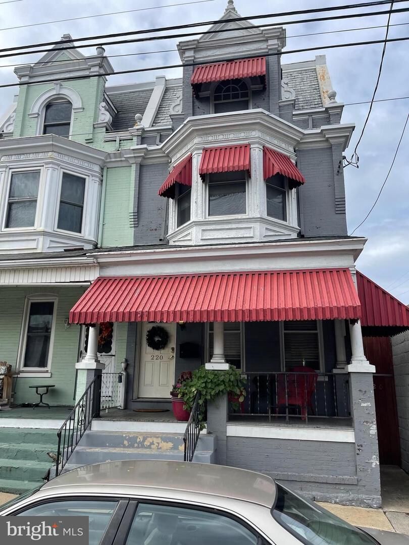 Property Photo: 220 N Franklin Street PA 17602