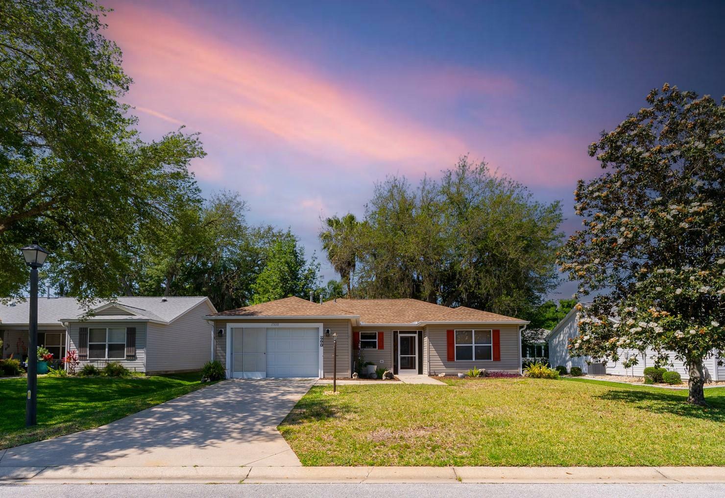 Property Photo:  17610 SE 93rd Carson Terrace  FL 32162 