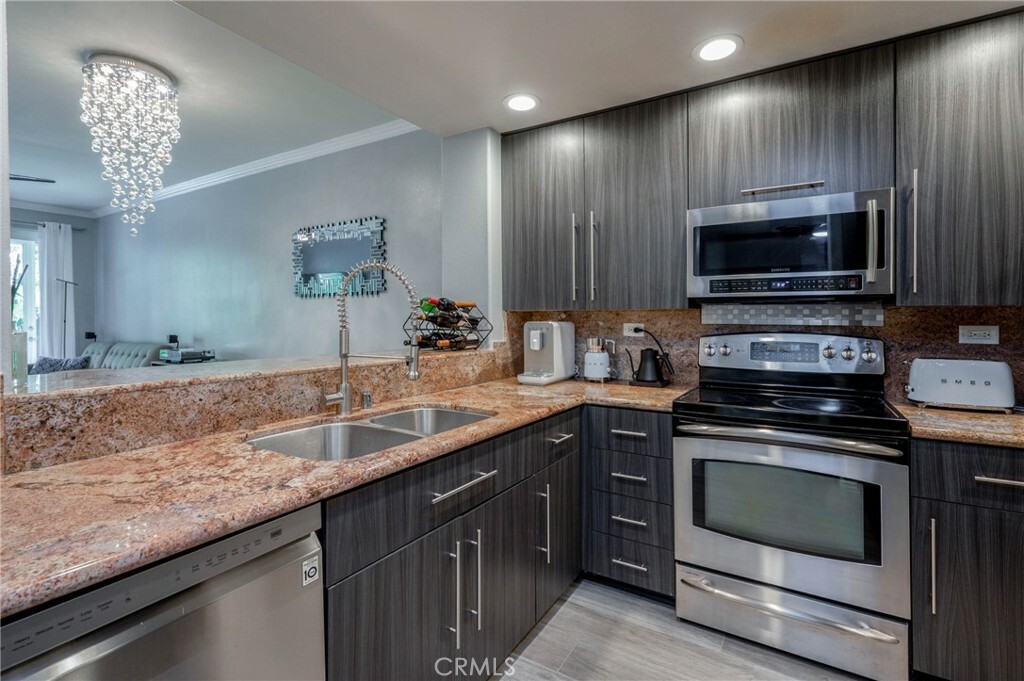 Property Photo: 2253 Martin 115 CA 92612