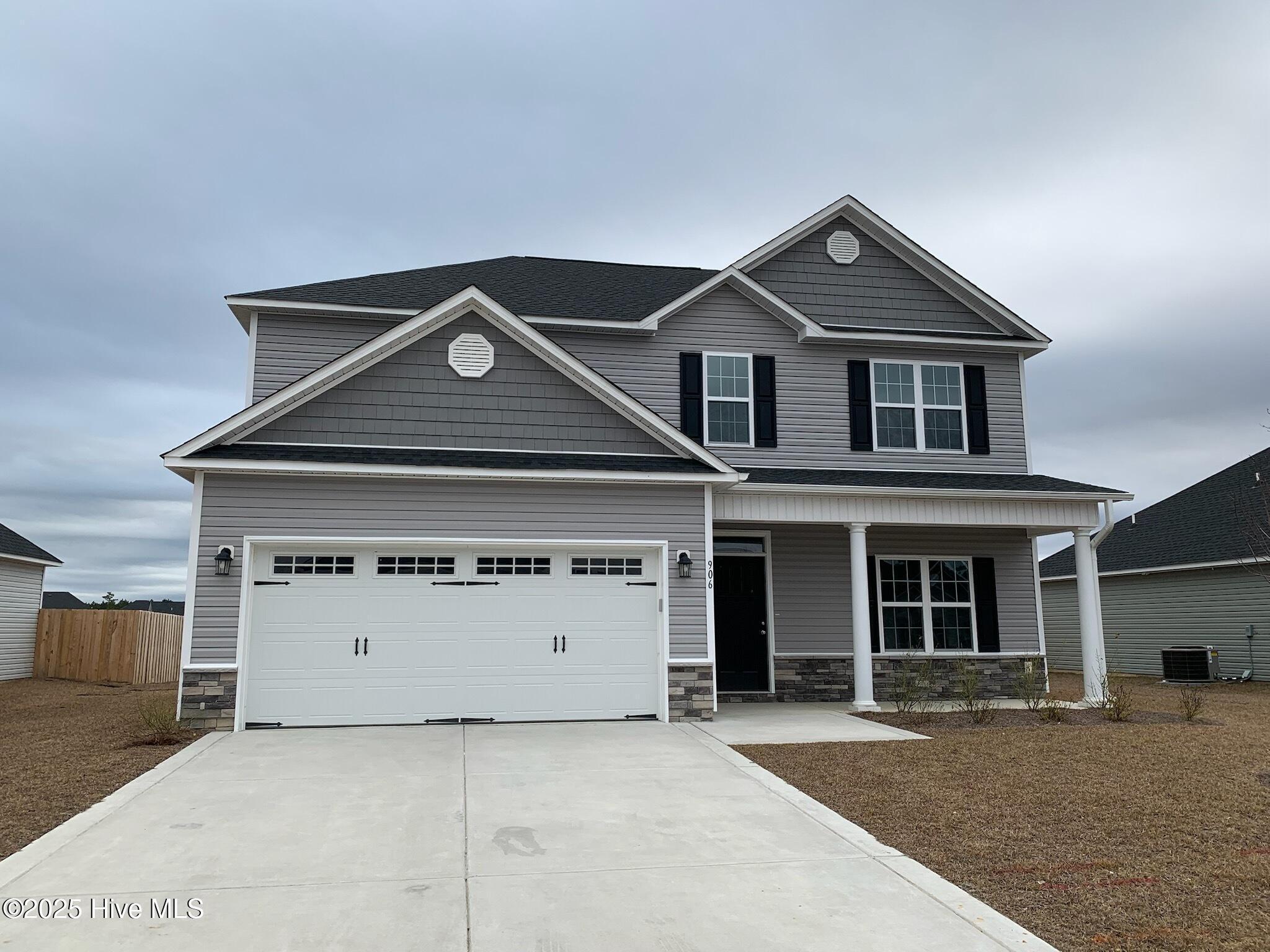 Property Photo: 906 Uplands Lane NC 28546