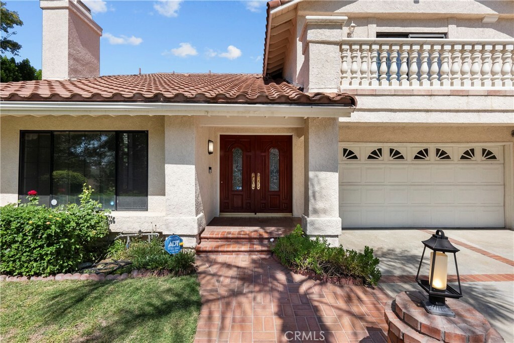 Property Photo:  17407 Rainbow Ridge Circle  CA 91344 