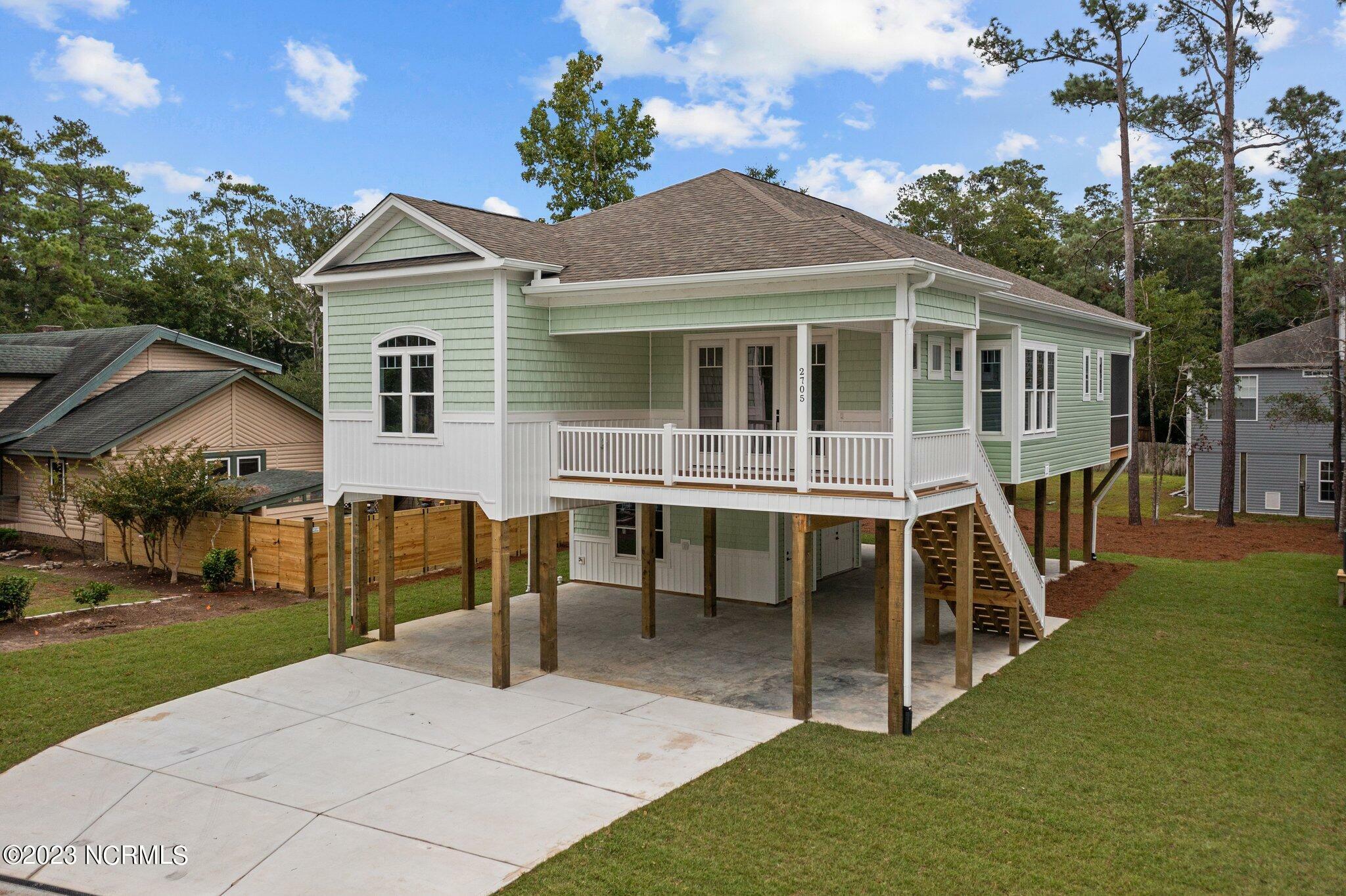 Property Photo:  2705 W Yacht Drive  NC 28465 