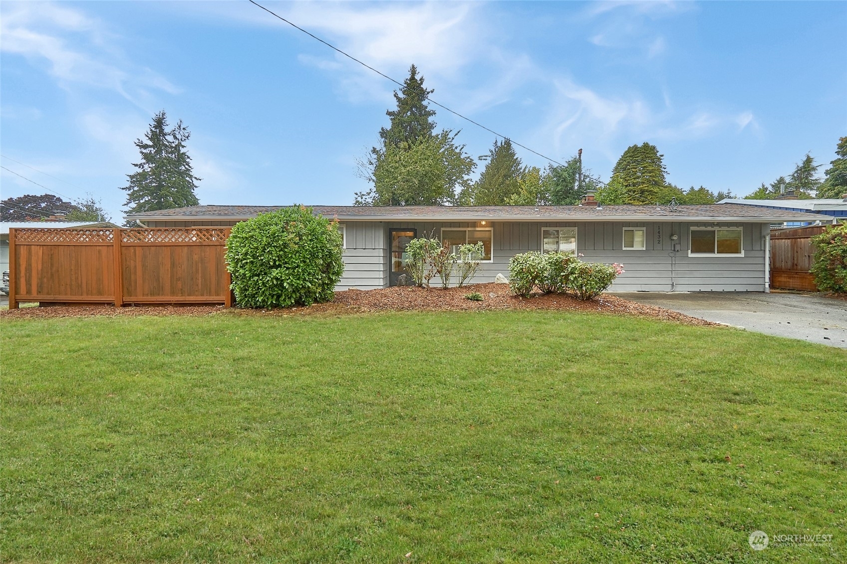 Property Photo: 1432 S 303rd Street WA 98003