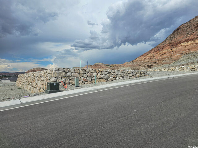 Property Photo: 1029 E Tomahawk Dr 502 UT 84780