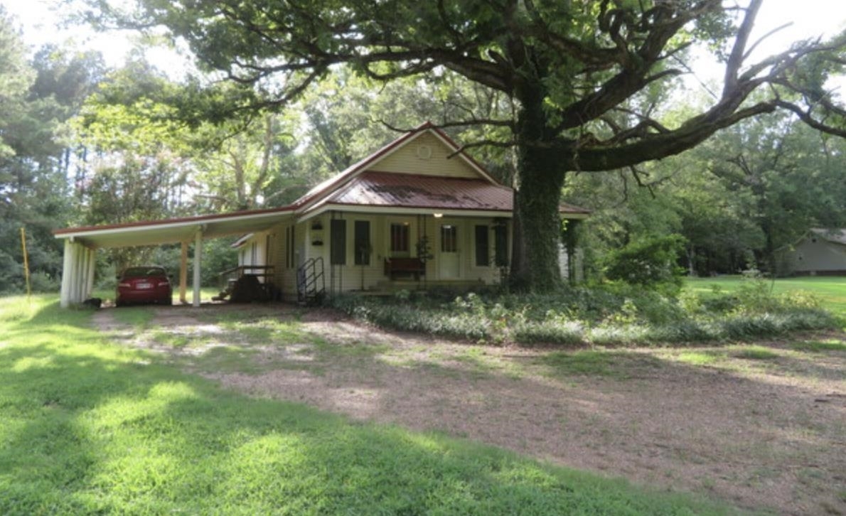 Property Photo:  1193 Hasley Road  AR 71923 