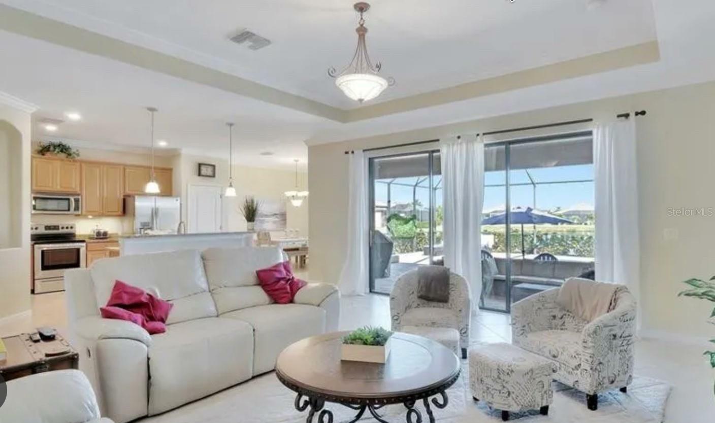 Property Photo: 6715 Rookery Lake Drive FL 34212