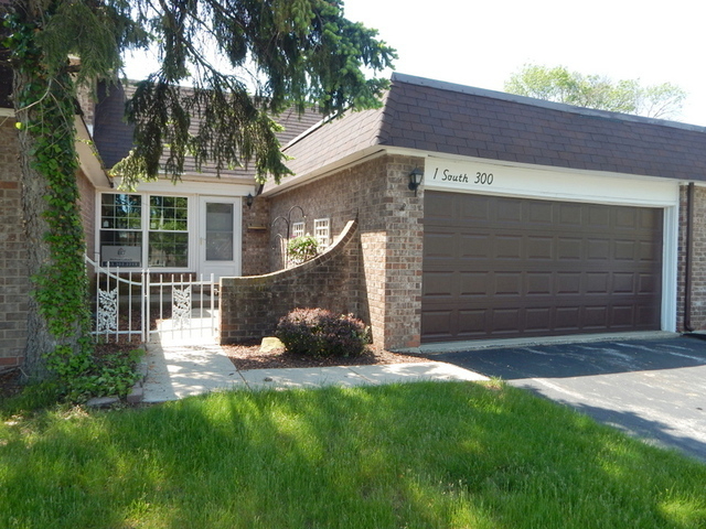 Property Photo: 1S300 Ardmore Avenue IL 60181