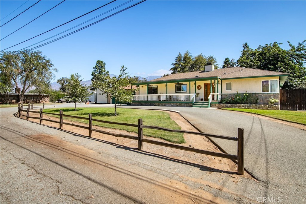 Property Photo: 13331 Penny Drive CA 92399