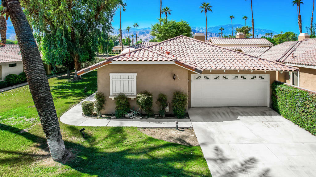 Property Photo: 267 Serena Drive CA 92260